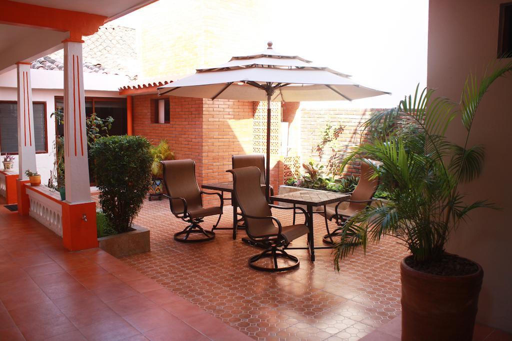 Hotel Dona Juana Tlacotalpan Exterior foto
